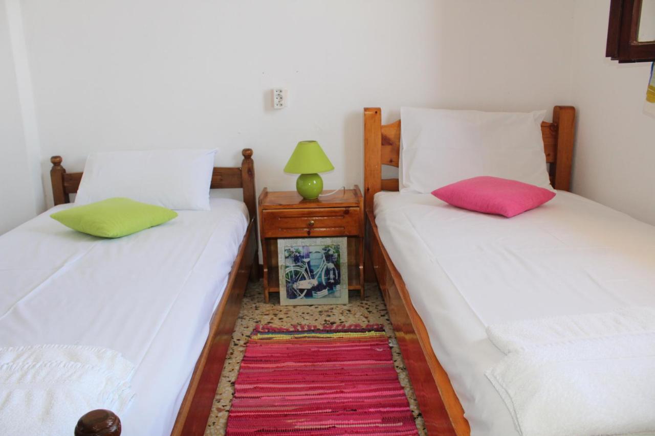 Nikos Seaside Apartments Litheres 外观 照片
