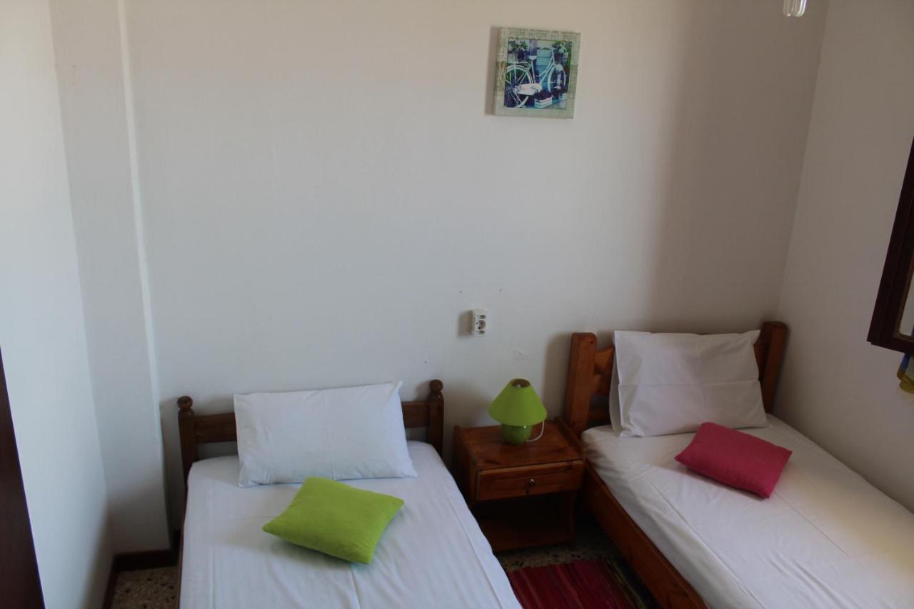 Nikos Seaside Apartments Litheres 外观 照片